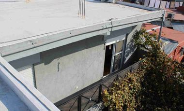 VENTA CASA 6 AMBIENTES  PONTEVEDRA CON COCHERA
