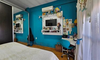 VENTA CASA 6 AMBIENTES  PONTEVEDRA CON COCHERA