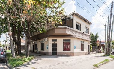 VENTA PH 3 AMBIENTES PLANTA ALTA CON PATIO LANÚS