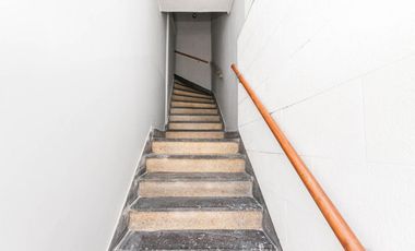 VENTA PH 3 AMBIENTES PLANTA ALTA CON PATIO LANÚS