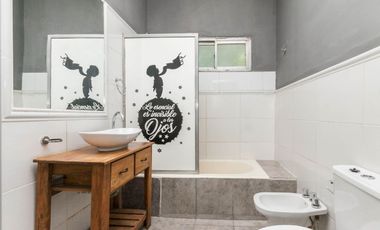 VENTA PH 3 AMBIENTES PLANTA ALTA CON PATIO LANÚS