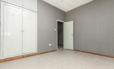 VENTA PH 3 AMBIENTES PLANTA ALTA CON PATIO LANÚS