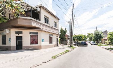 VENTA PH 3 AMBIENTES PLANTA ALTA CON PATIO LANÚS
