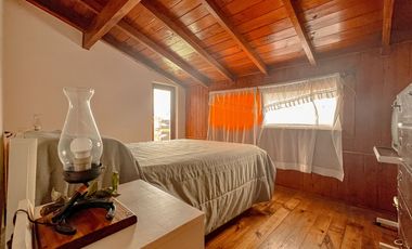 Venta casa Barrio Los Acantilados lote de 1518 m2