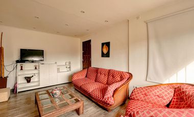 Venta casa Barrio Los Acantilados lote de 1518 m2