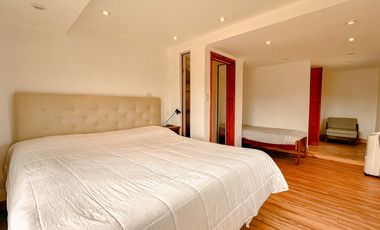 Venta casa Barrio Los Acantilados lote de 1518 m2