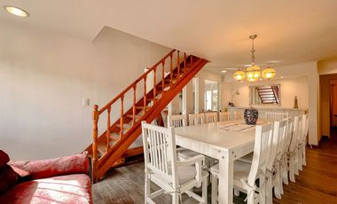 Venta casa Barrio Los Acantilados lote de 1518 m2