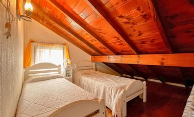Venta casa Barrio Los Acantilados lote de 1518 m2