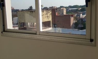 Departamento en Alquiler -  Balcón al Frente