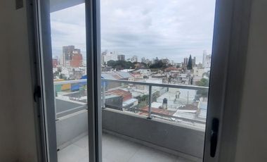 Departamento en Alquiler -  Balcón al Frente