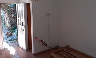 CASA EN VENTA  APTA CREDITO PERMUTA POR PH CABA