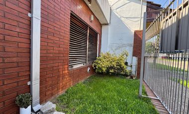 CASA EN VENTA EN QUILMES OESTE 2 DORMITORIOS