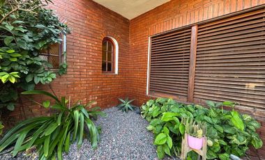 CASA EN VENTA EN QUILMES OESTE 2 DORMITORIOS