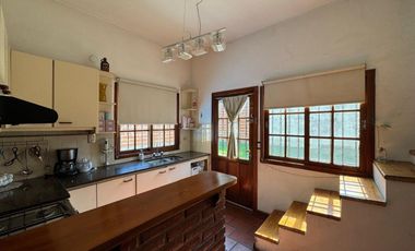 CASA EN VENTA EN QUILMES OESTE 2 DORMITORIOS