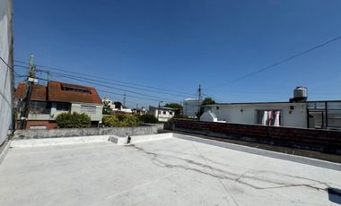 CASA EN VENTA EN QUILMES OESTE 2 DORMITORIOS