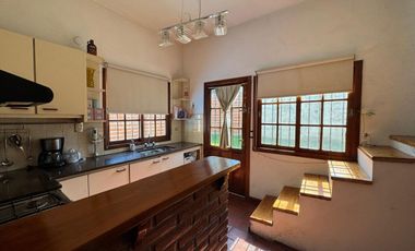 CASA EN VENTA EN QUILMES OESTE 2 DORMITORIOS