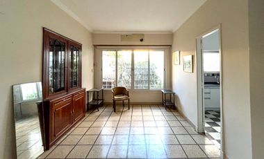 Casa 3 dormitorios en venta Bernal Centro