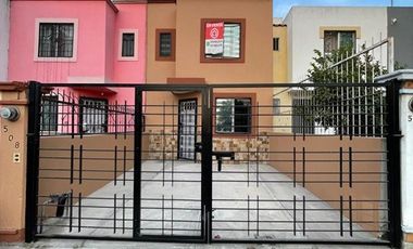 Casa en venta en Villa Fontana