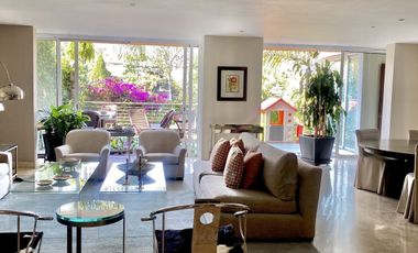 VENTA CASA EN LOMAS DE CHAPULTEPEC REMODELADA, VISTA ESPECTACULAR