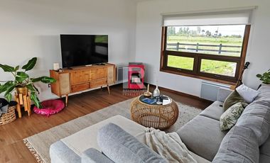 CASA  3 DORM. A SÓLO 4KM DE PUERTO VARAS.
