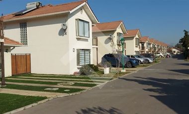 Casa en Venta en Condominio Huerta los Carrera