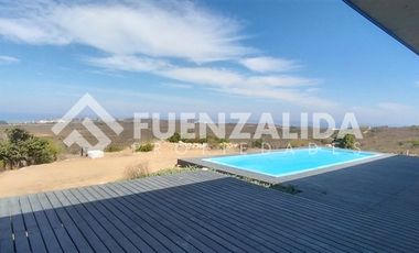 Casa en Venta en Rocas del Mar 167