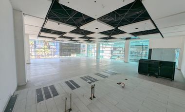 Local en Renta en Interlomas Plaza Granada (m2lc1029)