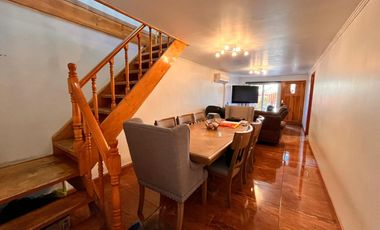 EXCELENTE CASA UBICADA EN EL CORAZÓN DE PEDRO AGUIRRE CERDA