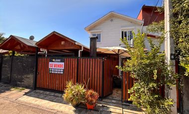 EXCELENTE CASA UBICADA EN EL CORAZÓN DE PEDRO AGUIRRE CERDA
