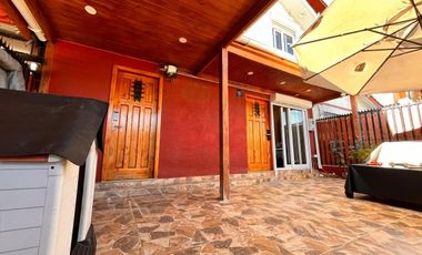 EXCELENTE CASA UBICADA EN EL CORAZÓN DE PEDRO AGUIRRE CERDA