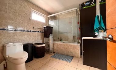 EXCELENTE CASA UBICADA EN EL CORAZÓN DE PEDRO AGUIRRE CERDA
