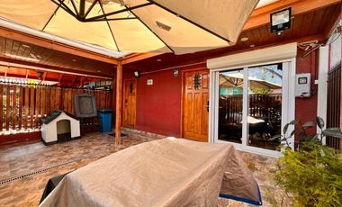 EXCELENTE CASA UBICADA EN EL CORAZÓN DE PEDRO AGUIRRE CERDA