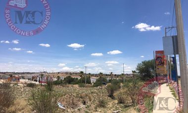 Terreno comercial en Renta, al Oriente, zona de crecimiento, alto flujo.