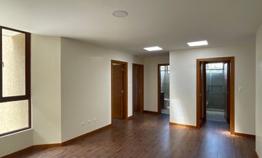 Venta departamento de 161 m2 de 3 dormitorios en Nayón