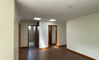 Venta departamento de 161 m2 de 3 dormitorios en Nayón