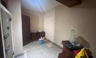 SE ALQUILA LOCAL COMERCIAL EN ZONA SUPER TRANSITADA EN MIRAFLORES