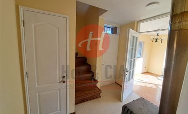 Casa en Arriendo en Villa Recabarren