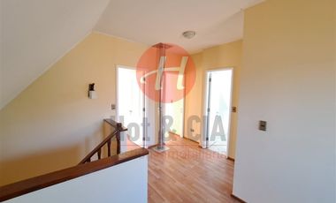 Casa en Arriendo en Villa Recabarren