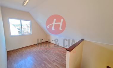 Casa en Arriendo en Villa Recabarren