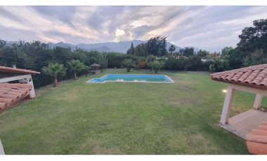 Venta Parcela de Agrado 4D 3B piscina Los Placeres Rinconada