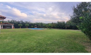 Venta Parcela de Agrado 4D 3B piscina Los Placeres Rinconada