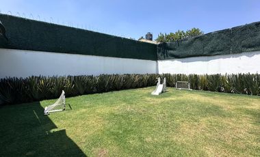 Casa en  venta amueblada en San Carlos Metepec