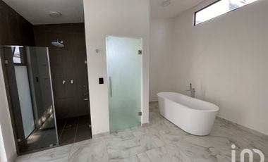 RESIDENCIA EN VISTALAGUA SAN MATEO ATENCO, EDO DE MEXICO