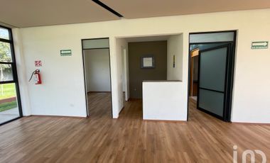 RESIDENCIA EN VISTALAGUA SAN MATEO ATENCO, EDO DE MEXICO