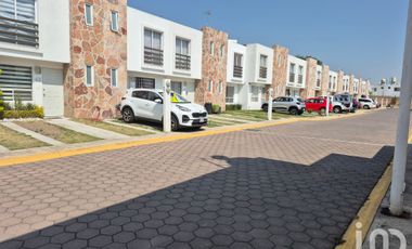 Renta bonita casa Amueblada en cuautlancingo