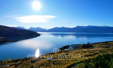Patagonia, esplendido lote sobre Puerto Guadal