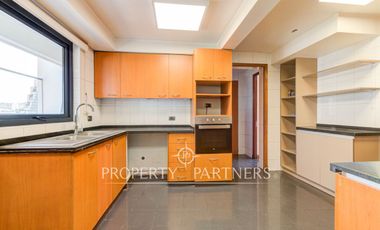 Moderno Duplex Barrio El Golf 4D. Quincho privado