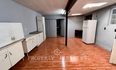 Amplia casa excelente ubicación