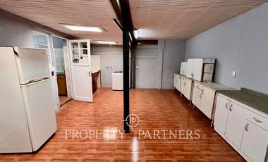 Amplia casa excelente ubicación