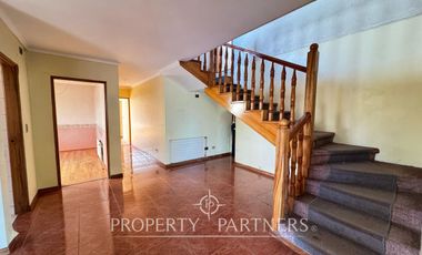 Excelente casa comercial